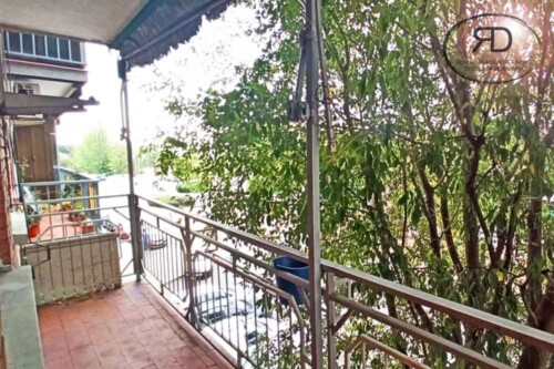 Venta de piso en calle José del Pino