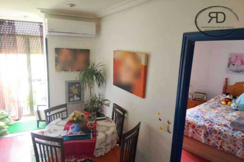 Venta de piso en plaza Manuel Becerra